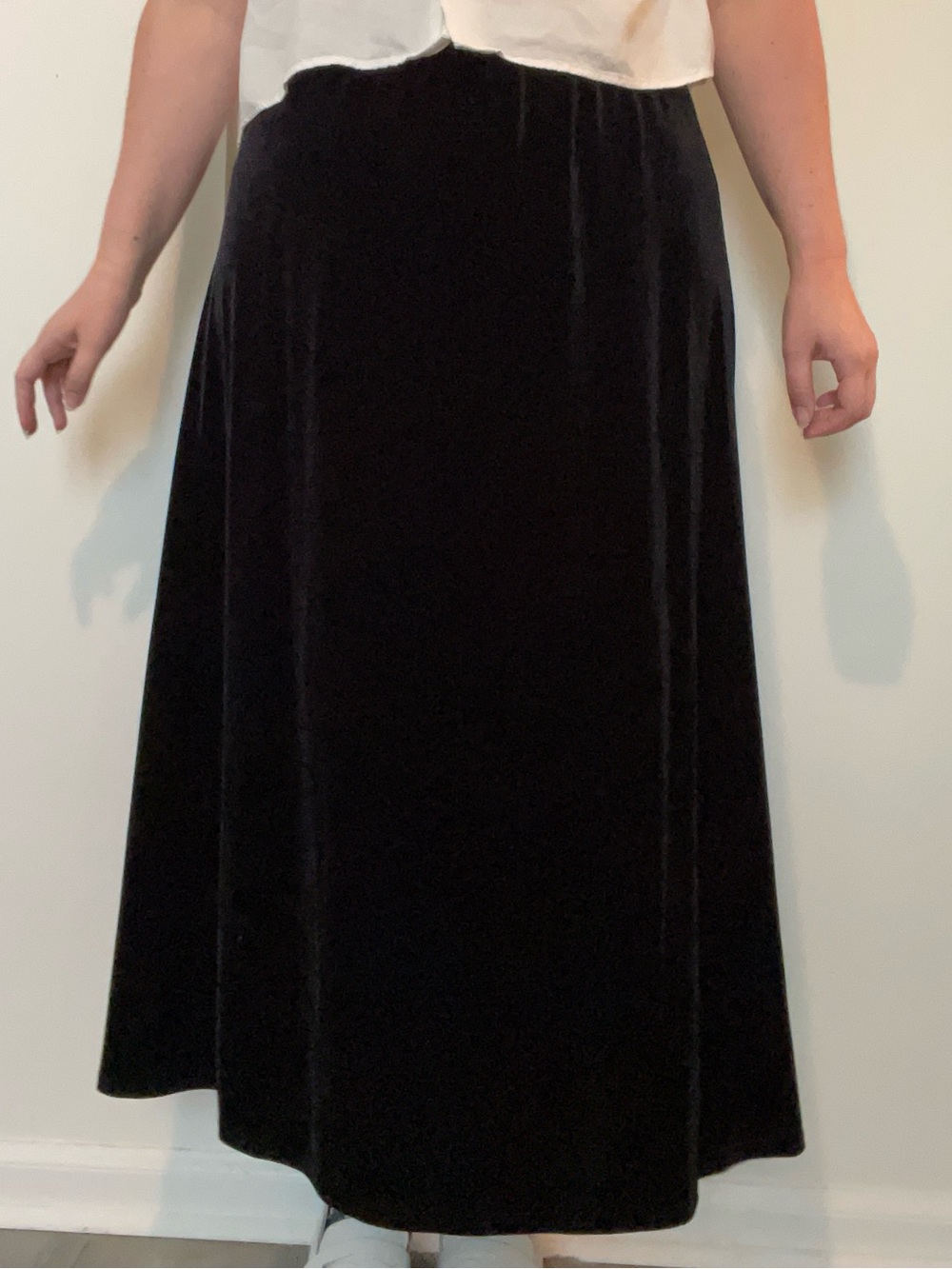 VTG 90s/Y2K Rena Rowan for Saville Black Velvet Maxi Skirt